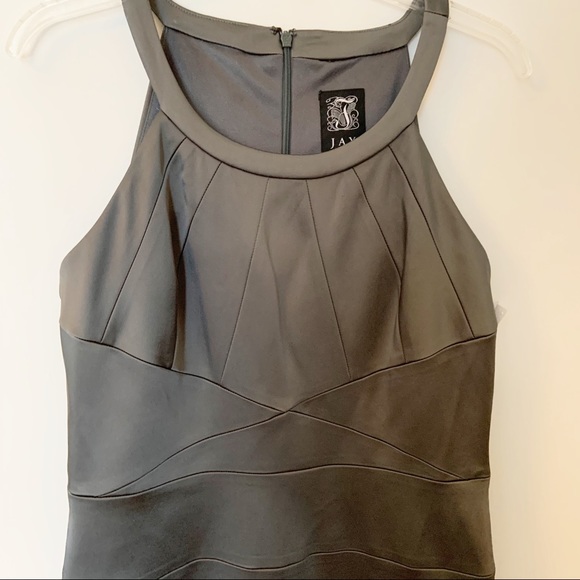 Gorgeous Body Con Dress - Picture 3 of 7